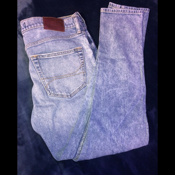 Ripped jeans - Picture 1 of 3